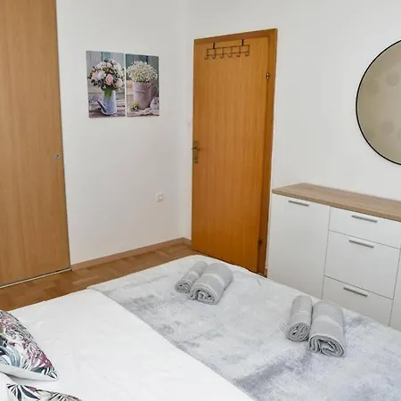 Longin Apartman Zadar